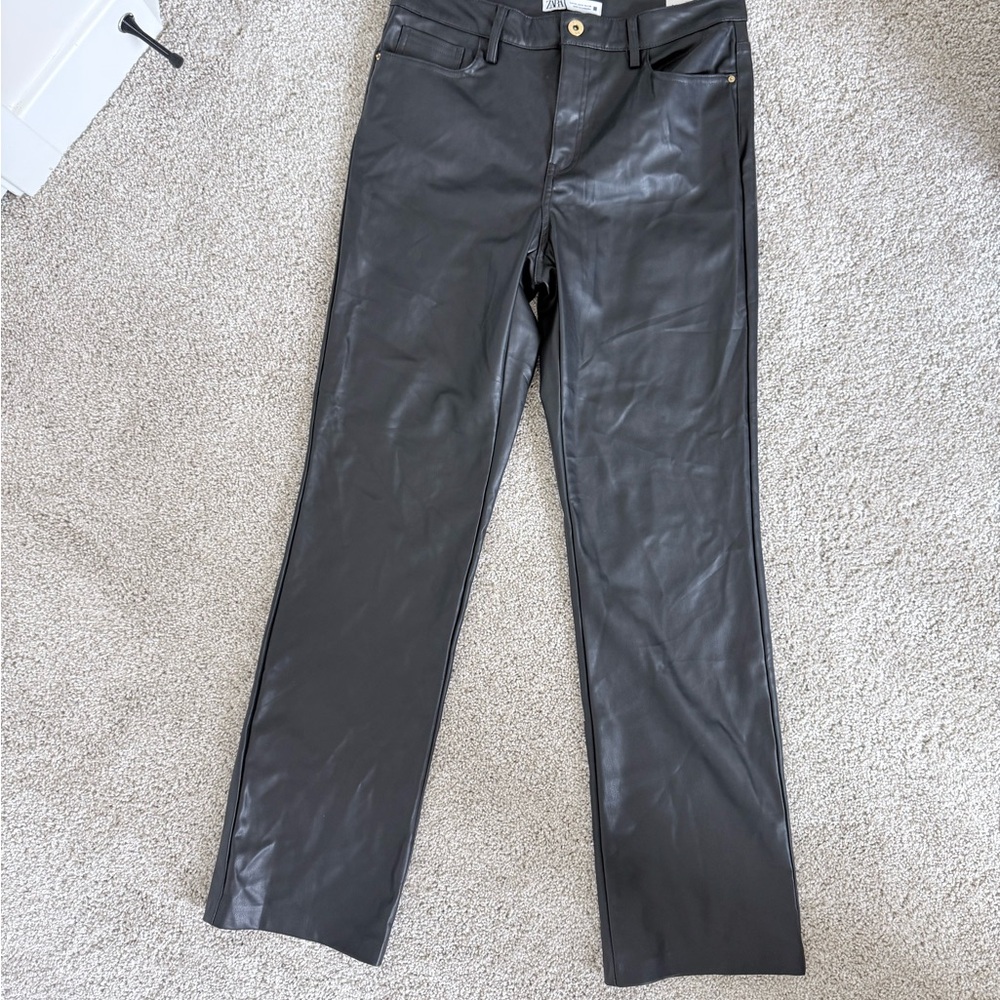 Zara Black Straight Leg Women's Jeans